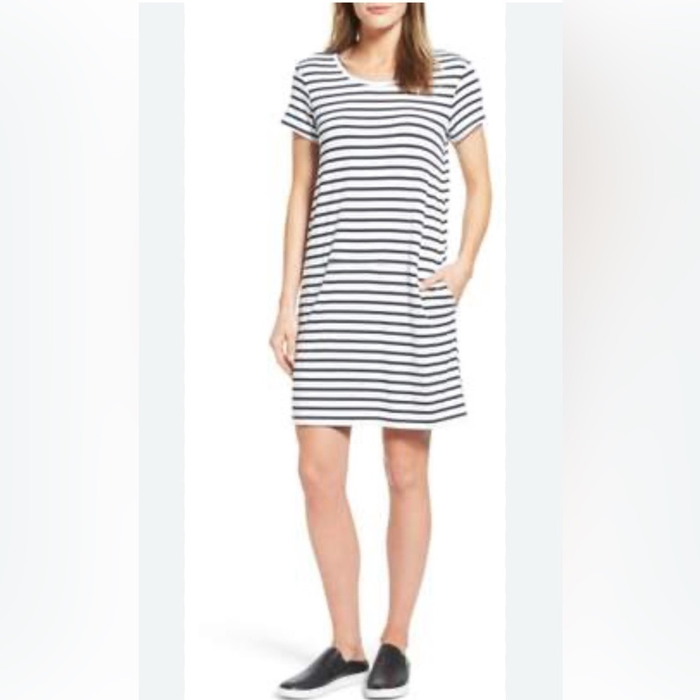 Caslon Striped TShirt Dress w/ Pockets Black/White. Size M